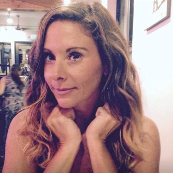 Meet your Posher, Christina - Picture 1 of 1